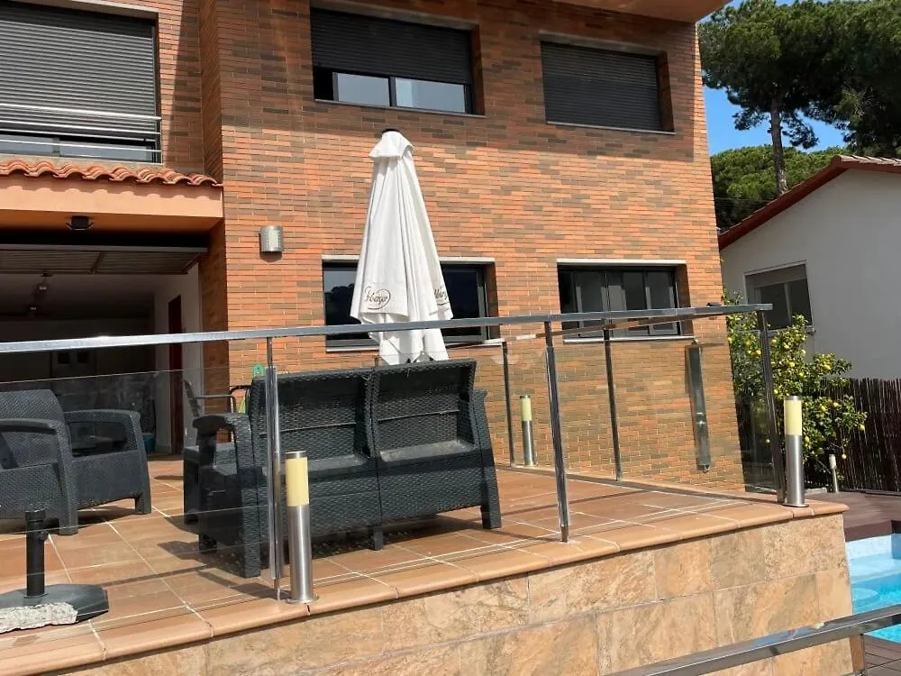 Habitaciones En Villa Coliving Villa Vistas San Fausto de Campcentellas