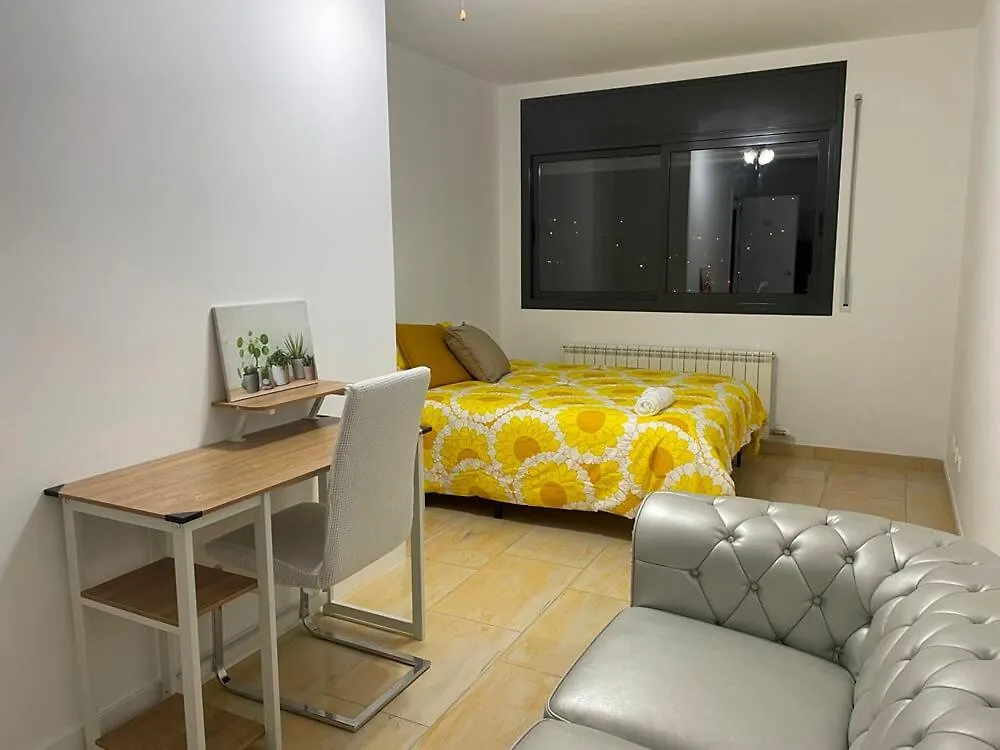 Habitaciones En Villa Coliving Villa Vistas San Fausto de Campcentellas