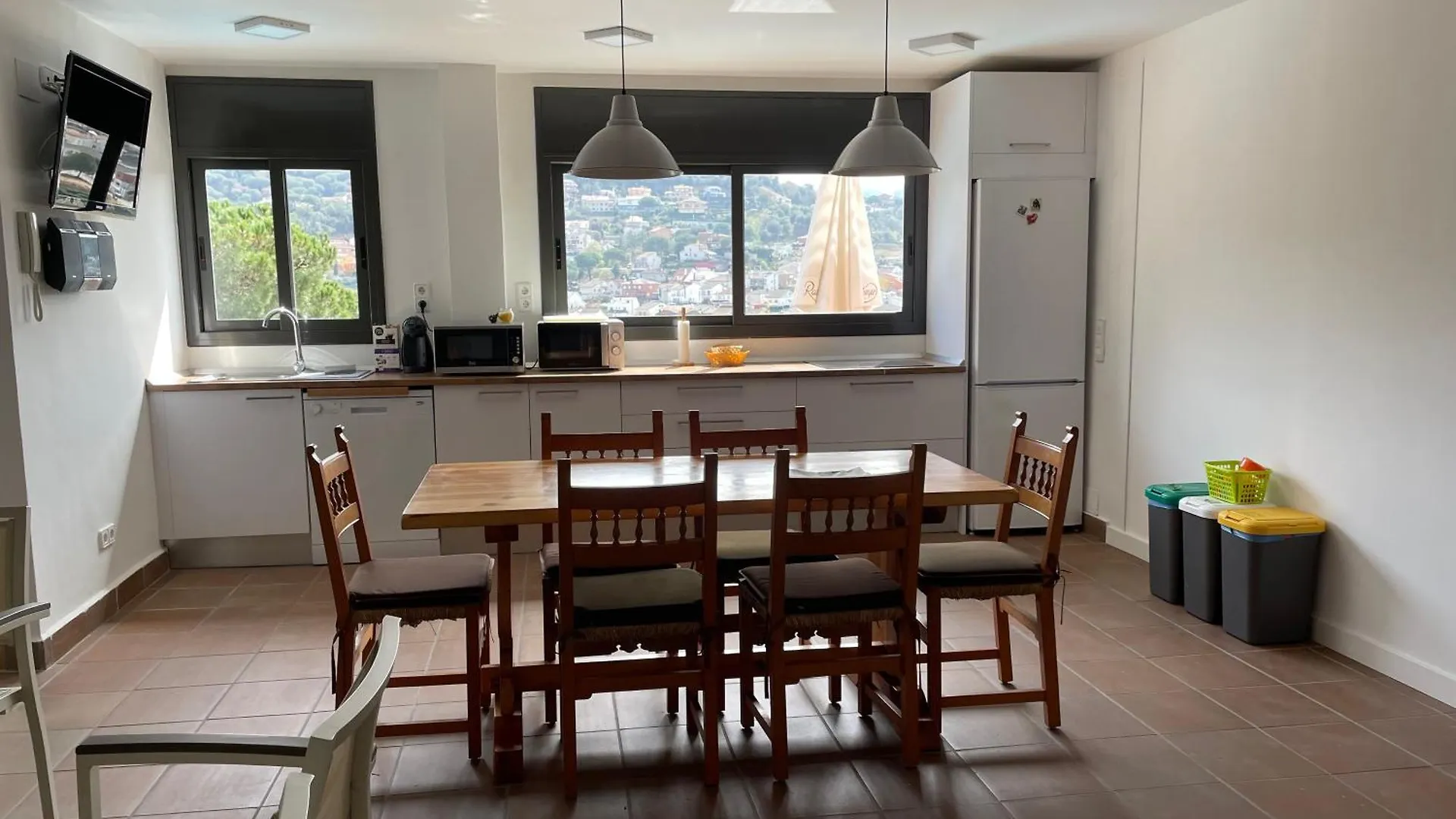 Homestay Habitaciones En Villa Coliving Villa Vistas San Fausto de Campcentellas
